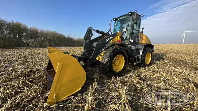2019 Deere 344L