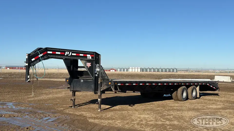 2019 PJ FD322 Flatbed Trailer