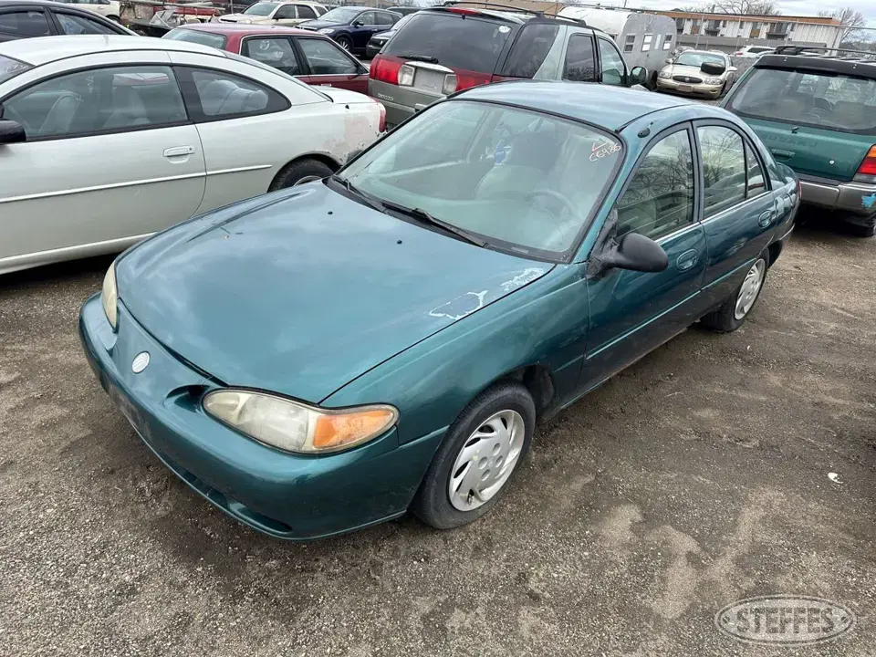 1997 Mercury Tracer LS Car