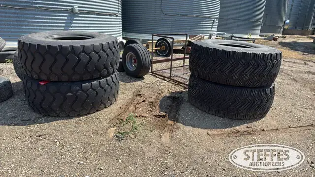 (4) Michelin 20.8R25 tires