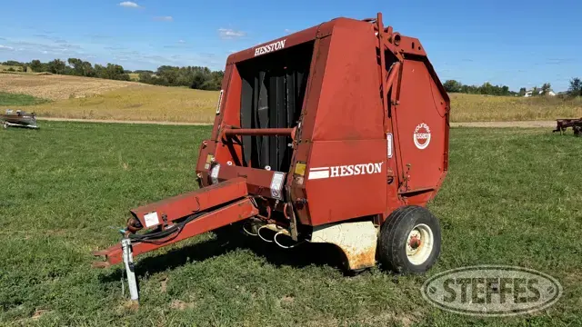 Hesston 5580