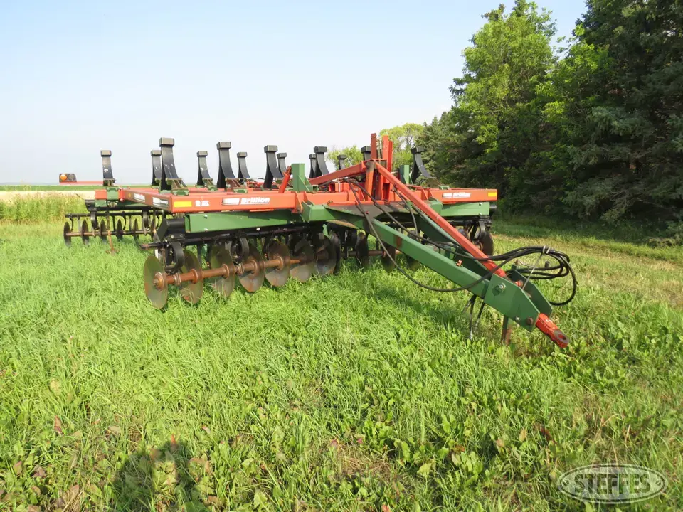Brillion Land Commander II Ripper