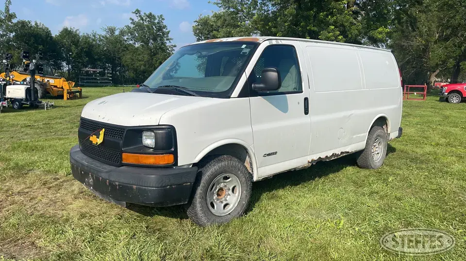 2006 Chevrolet G2500 Van