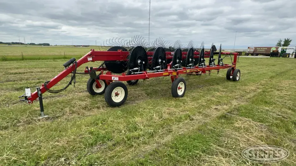 2022 H&S 5114 Rake