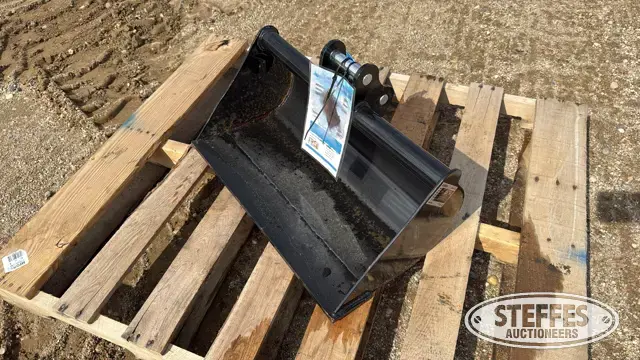 Mini loader bucket