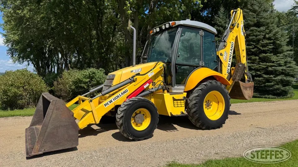 2006 New Holland B110 Loader Backhoe