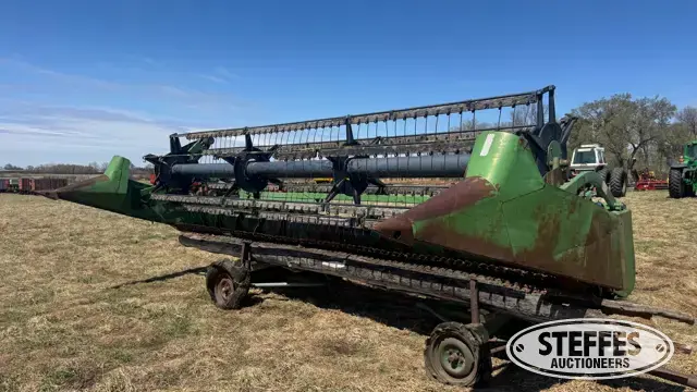 John Deere 220