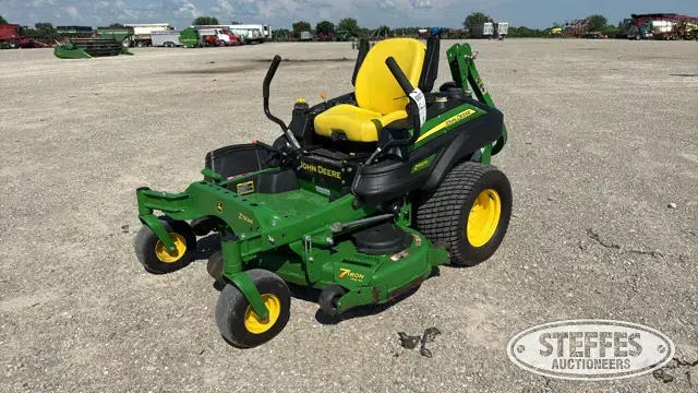 2015 John Deere Z920M