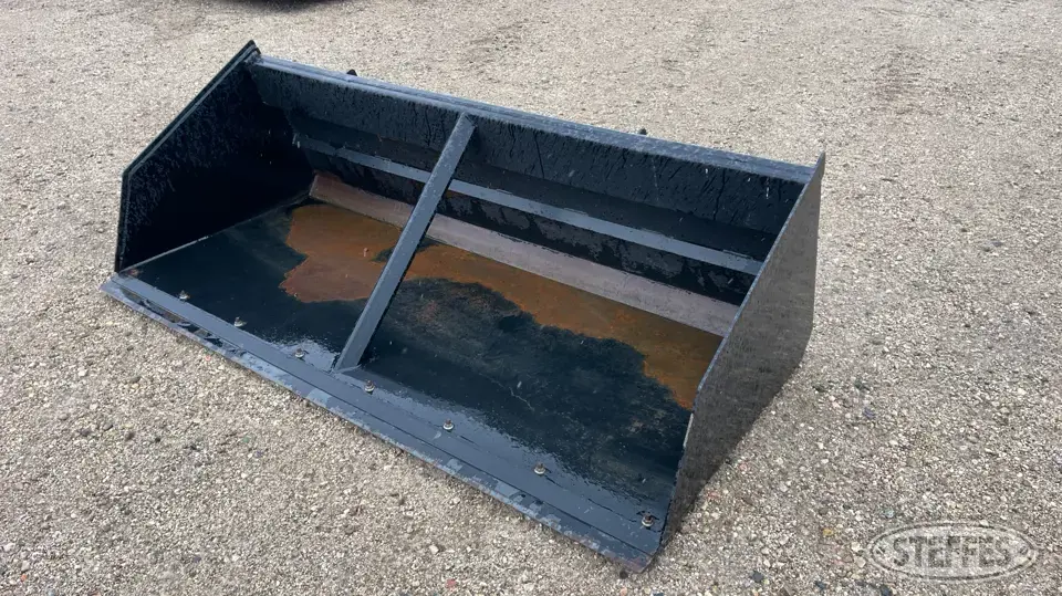 Sheyenne Tooling Mfg. Skid Steer Bucket