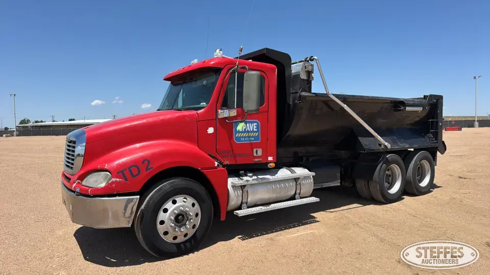 2008 Freightliner Columbia 120 Dump Truck