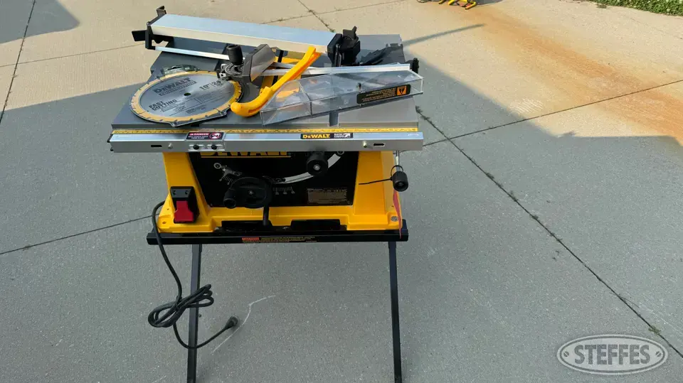 DeWalt DW744 Power Tool