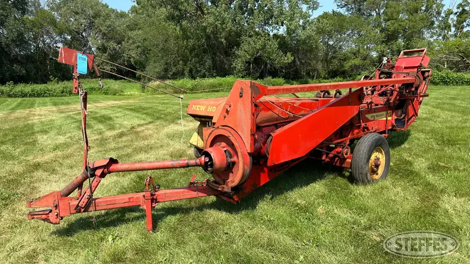 New Holland 269 Square Baler
