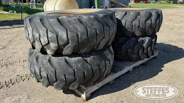 (4) 17.5-25 tires