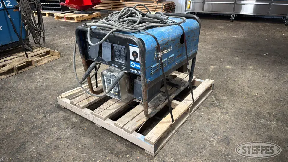 Miller Blue Star 185 Welding