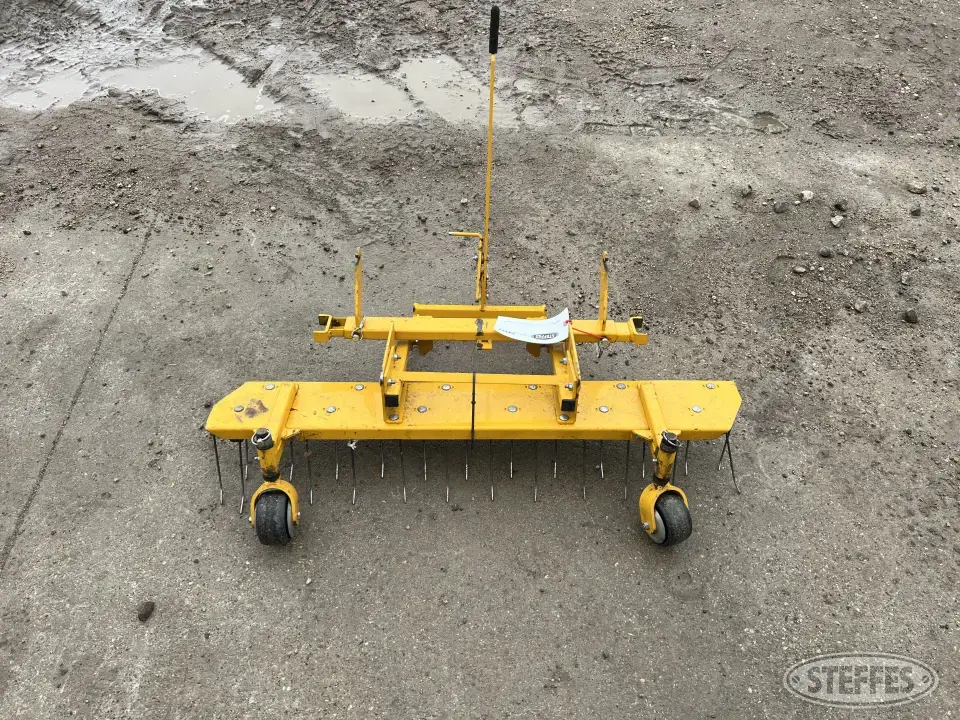 Walker Lawn and Garden Accessory