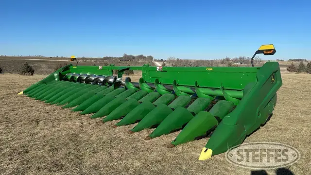 2022 John Deere C18R