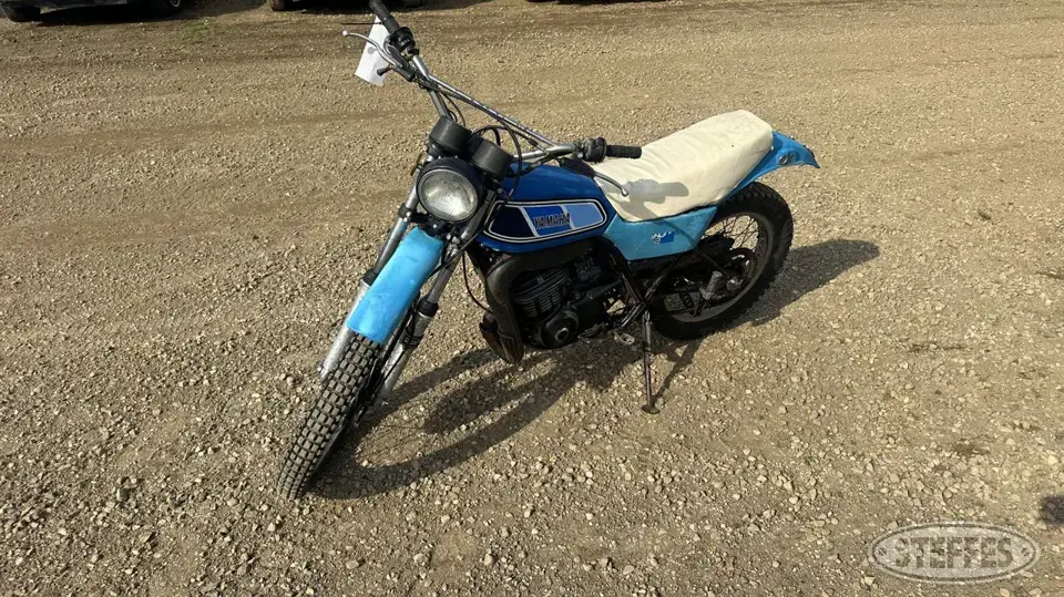 1977 Yamaha 250 Enduro Motorcycles and Scooter