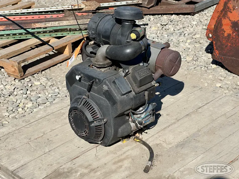 Briggs & Stratton Farm Support Item