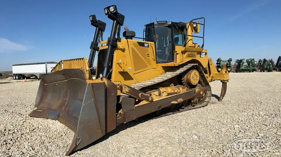 2011 CAT D8T Dozer