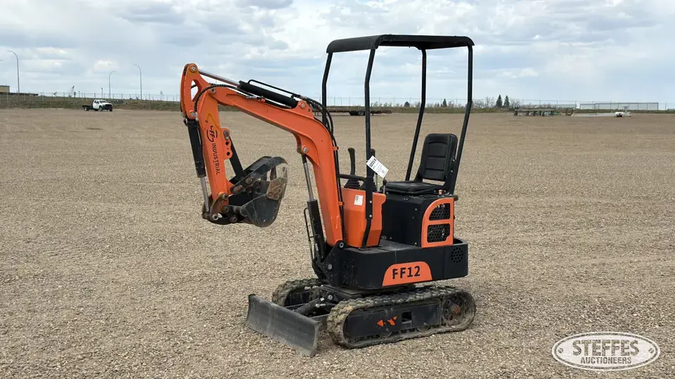 FF Industrial FF-12 Mini-Excavator