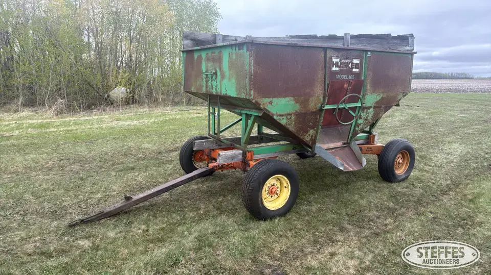 Huskee 165 Gravity Box