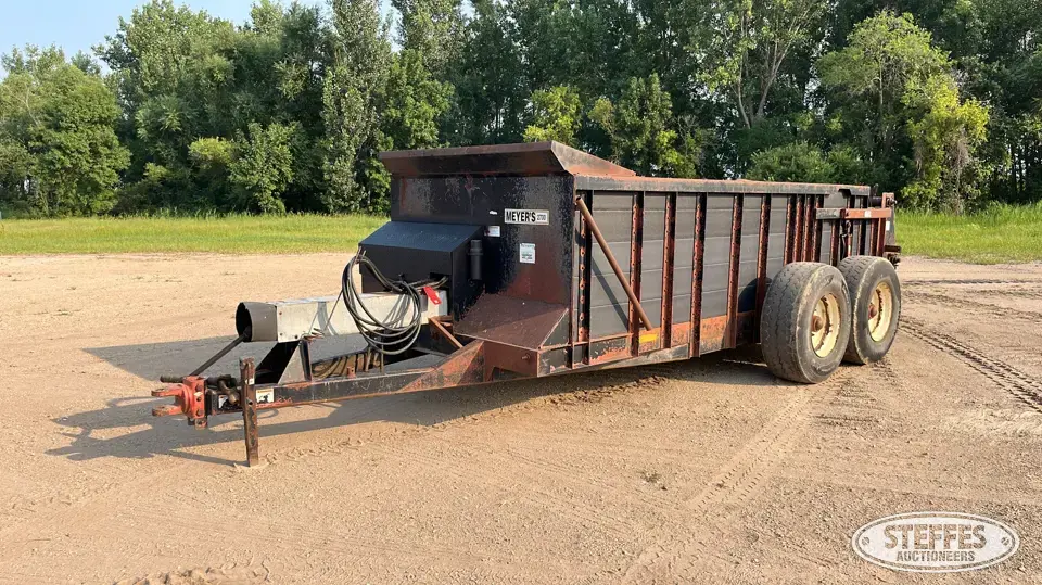 Meyers 2700 Manure Application Equipment