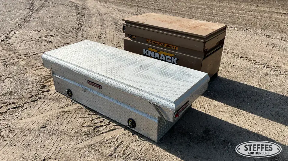 Knaack job box Storage and Bench