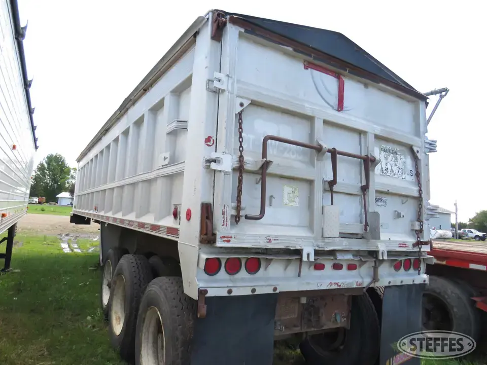 1989 Cobra End Dump Trailer