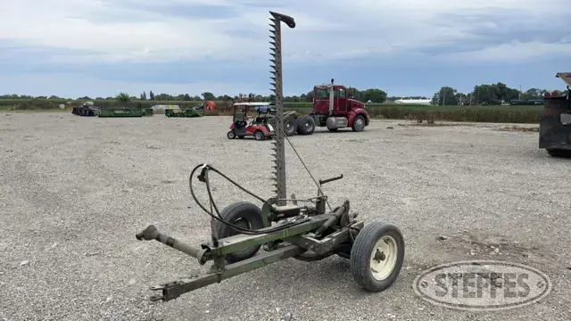 John Deere 11