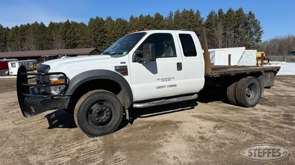 2008 Ford F-550 XL Flatbed Truck