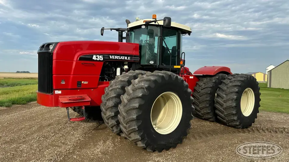 2010 Versatile 435 4WD Tractor