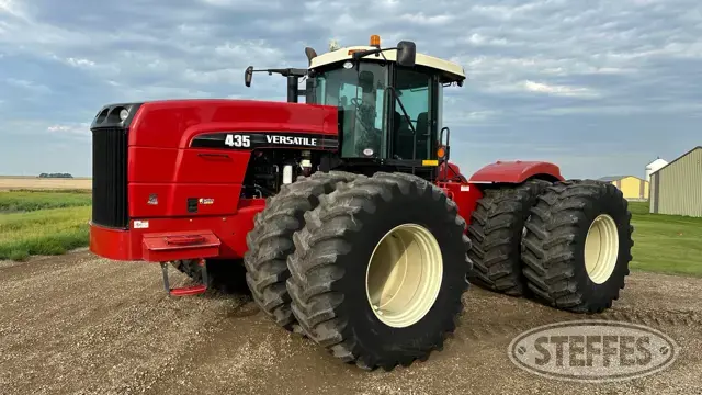2010 Versatile 435