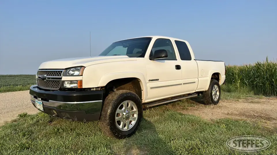 2006 Chevrolet 2500 3 Quarter Ton Pickup