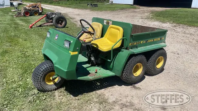 John Deere AMT 626