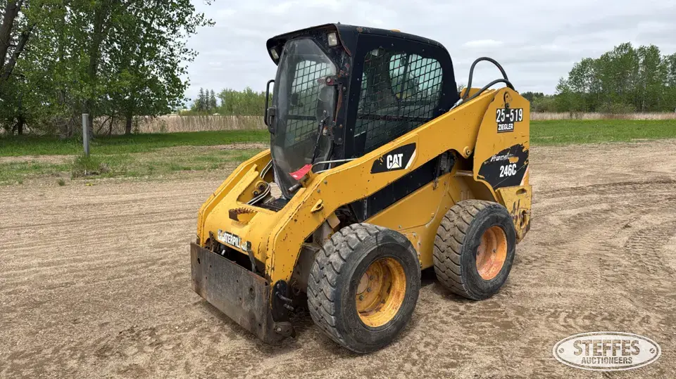2011 CAT 246C Tracked Skid Steer