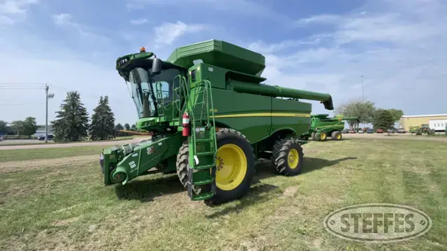 2017 John Deere S660