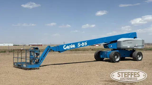 2014 Genie S-85