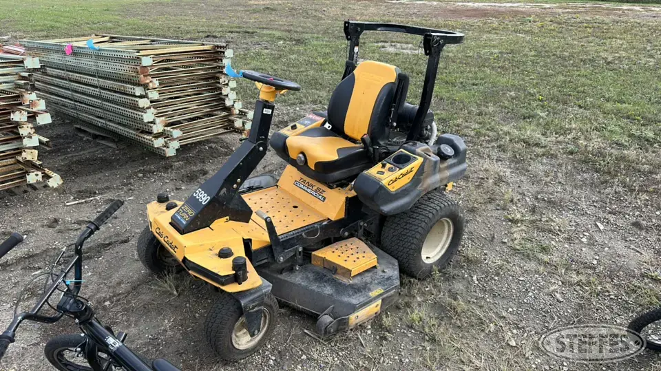 Cub Cadet Tank Lawn Tractor