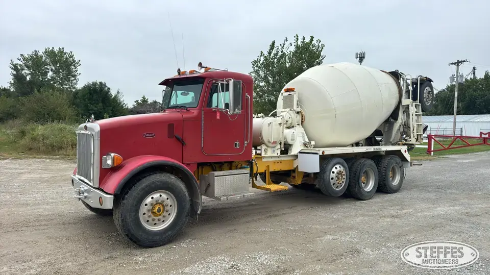 2001 Peterbilt Mixer Truck