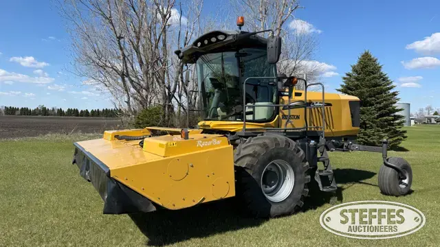 2018 Hesston WR9980