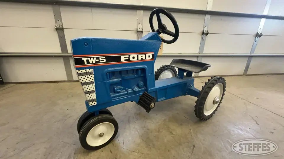 2009 Ford TW-5 Personal Property