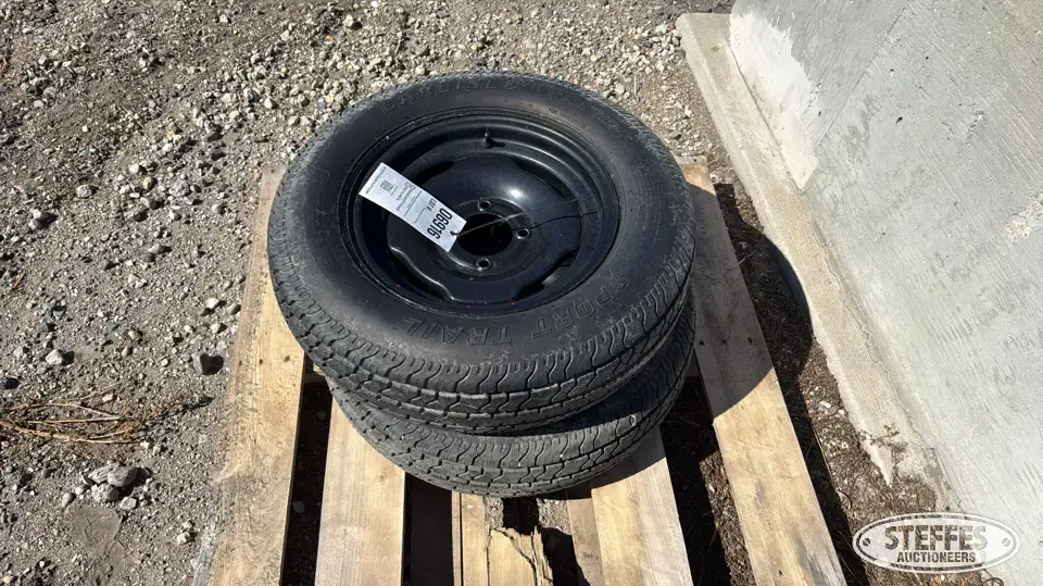 (2) Carlisle Sport Trail tires Tractor-Implement Tire