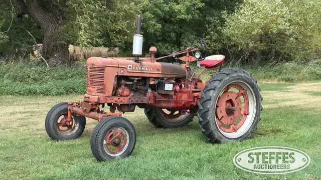 1942 IH McCormick Farmall H