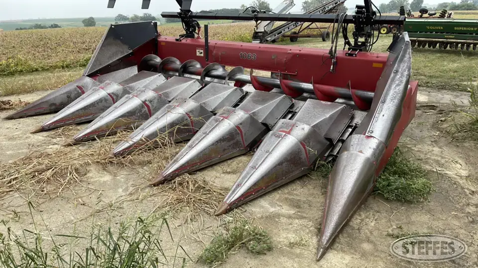1991 Case IH 1063 Corn Head