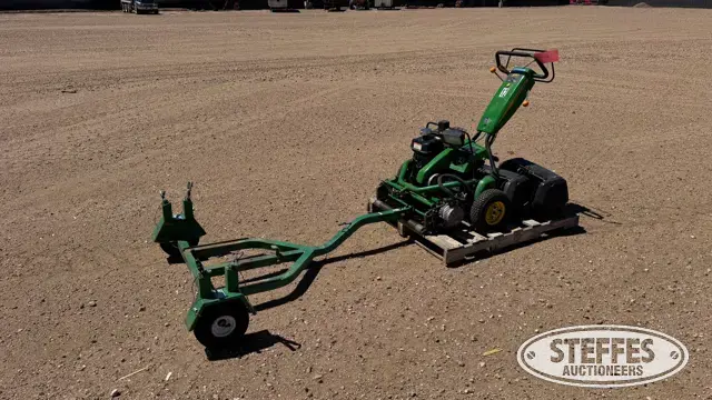 John Deere 220 E-Cut Hybrid