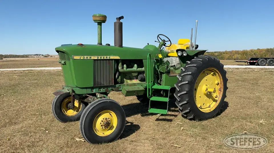1962 John Deere 4010 2WD Tractor