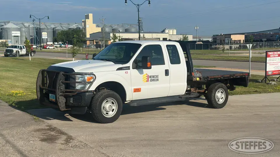2016 Ford Super Duty F-350 1 Ton Pickup