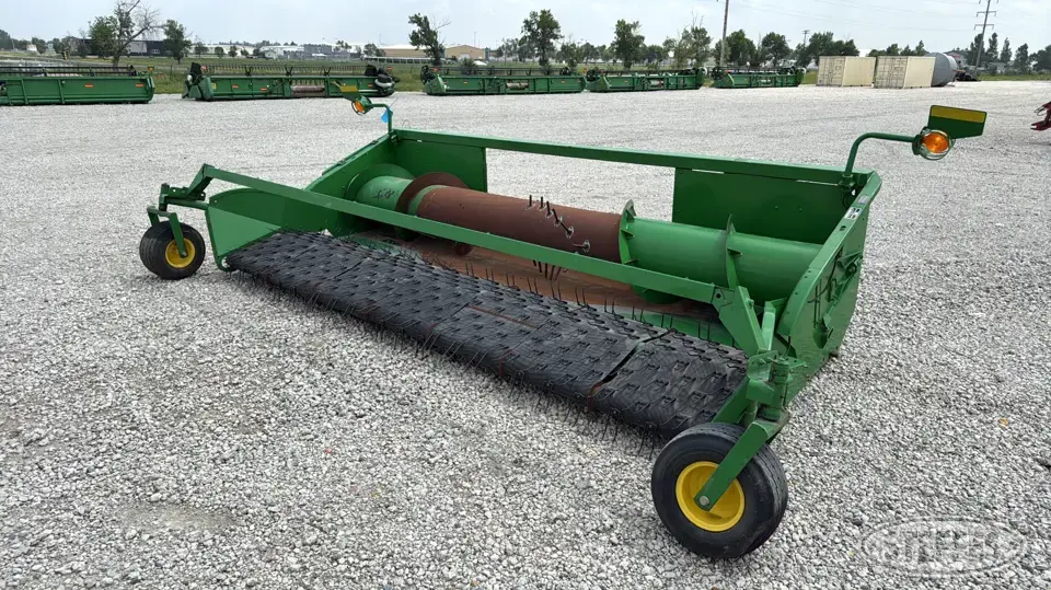 2001 John Deere 914P Pickup Head