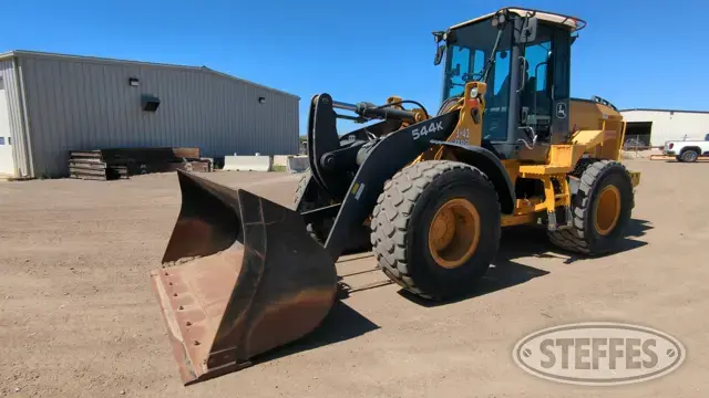 2011 Deere 544K