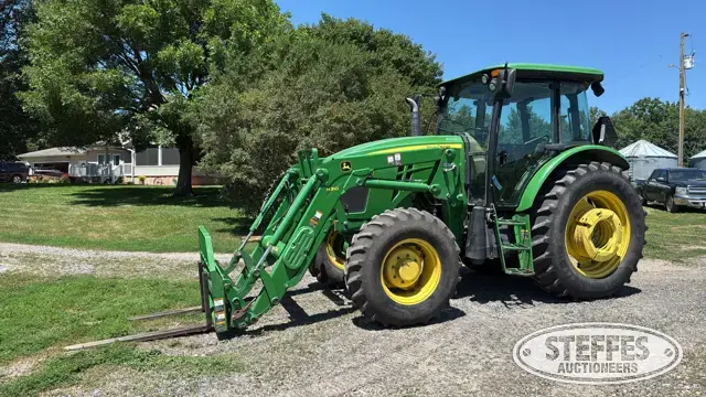 2014 John Deere 6115D